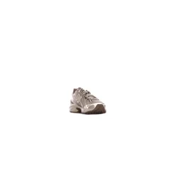 740 Sneakers