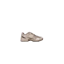 740 Sneakers
