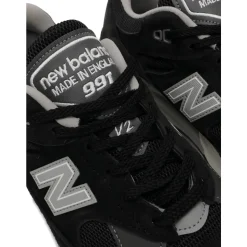 991 Sneakers