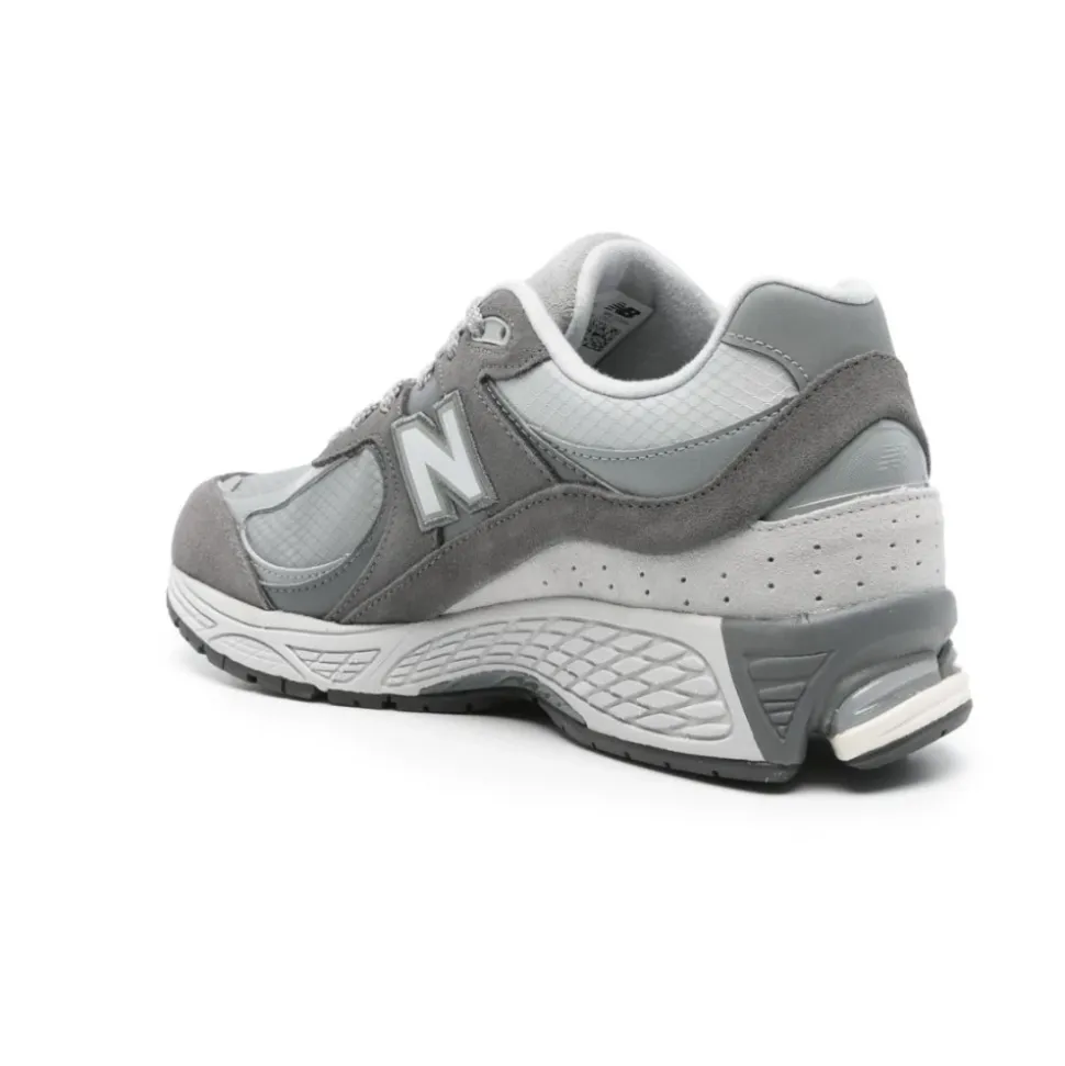 2002 Sneakers
