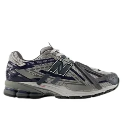 1906A Sneakers