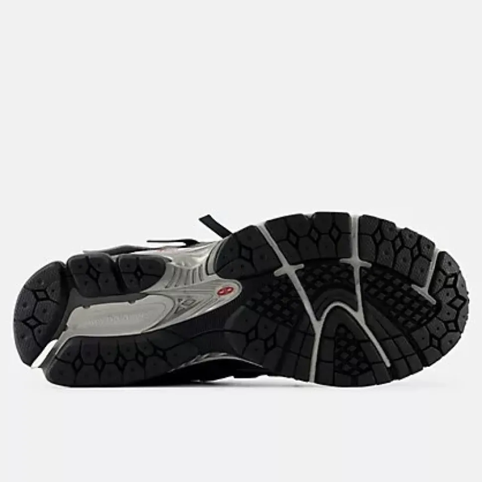 1906A Sneakers