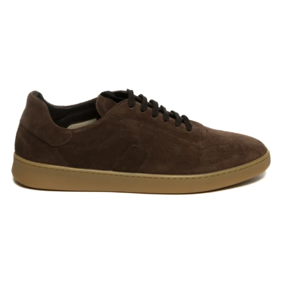24B6 Sneaker