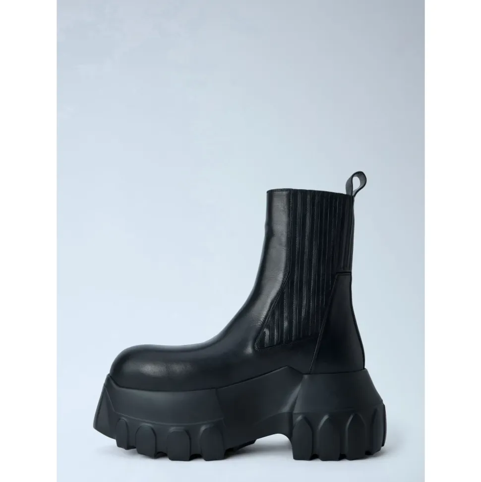 Beatle Mega Tractor Boots