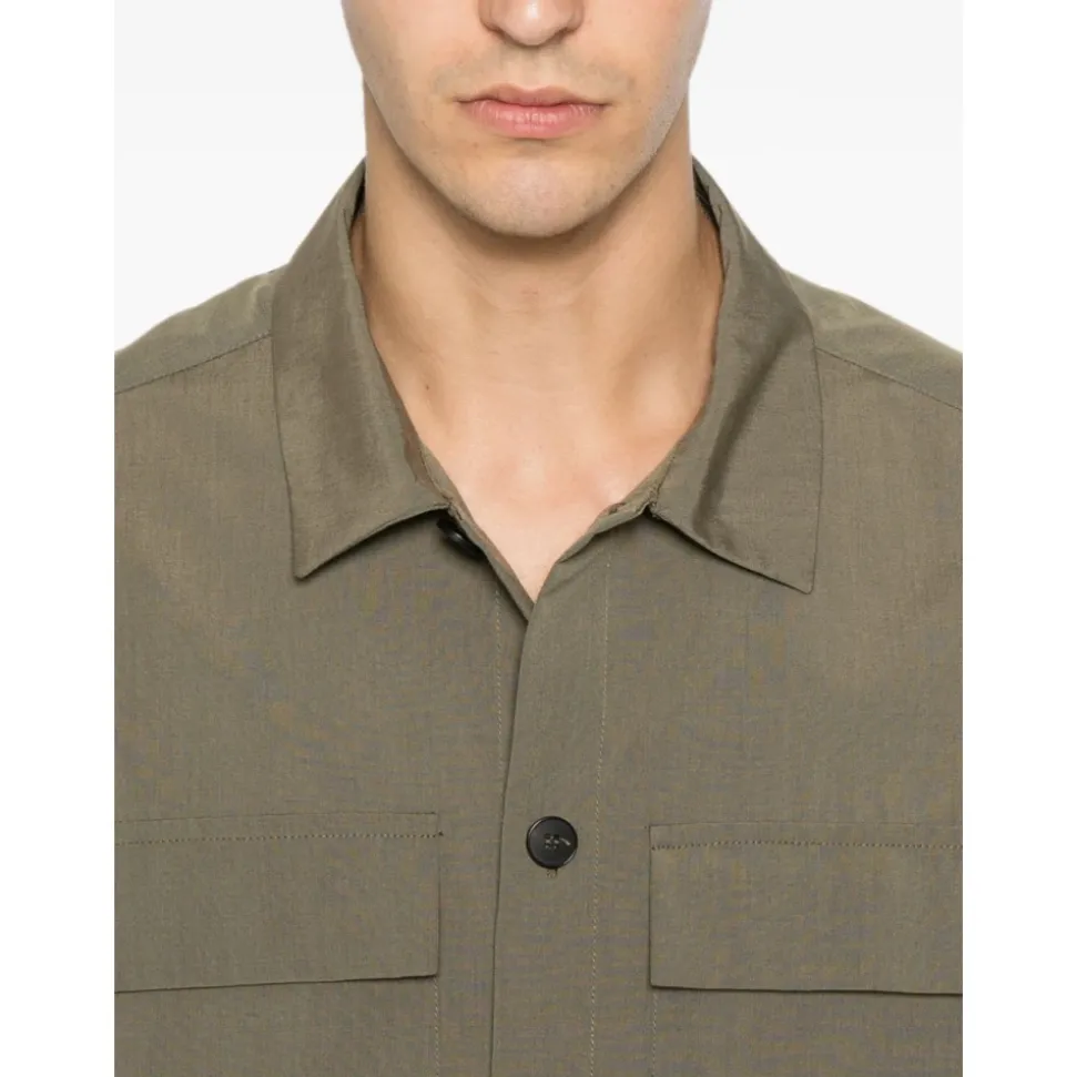 Camicia a maniche lunghe con tasche a patta