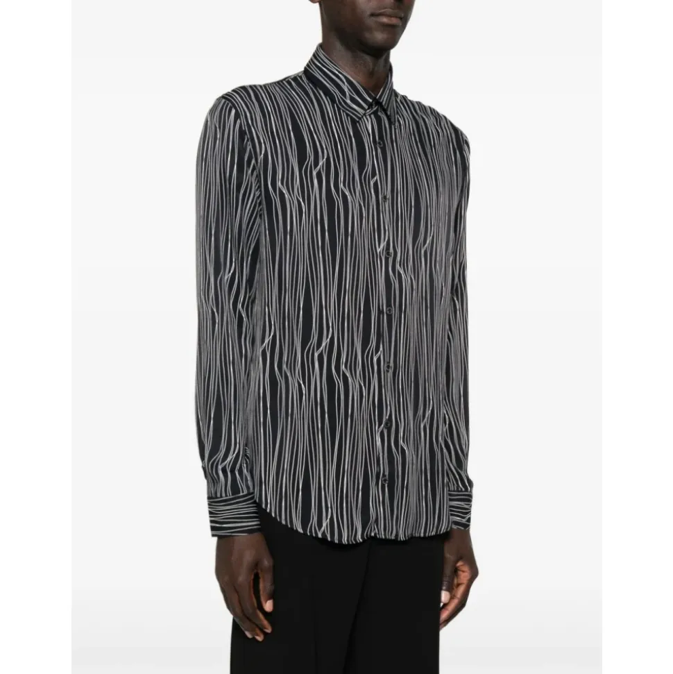 Camicia con Stampa Grafica Fluida