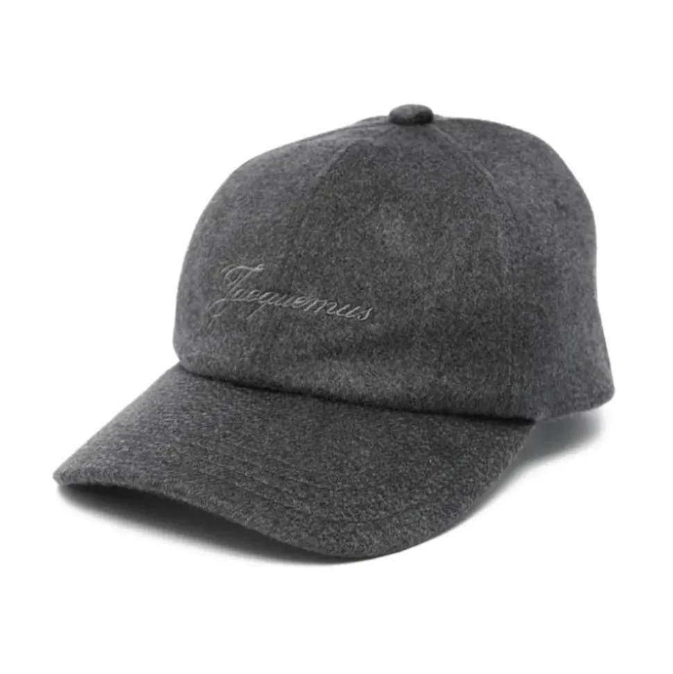 Cappelli in Lana Grigi per Tutti