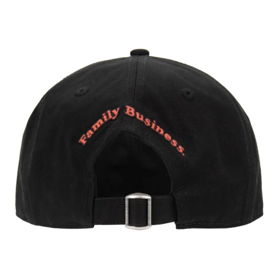 Cappellino da baseball ricamato con fibbia