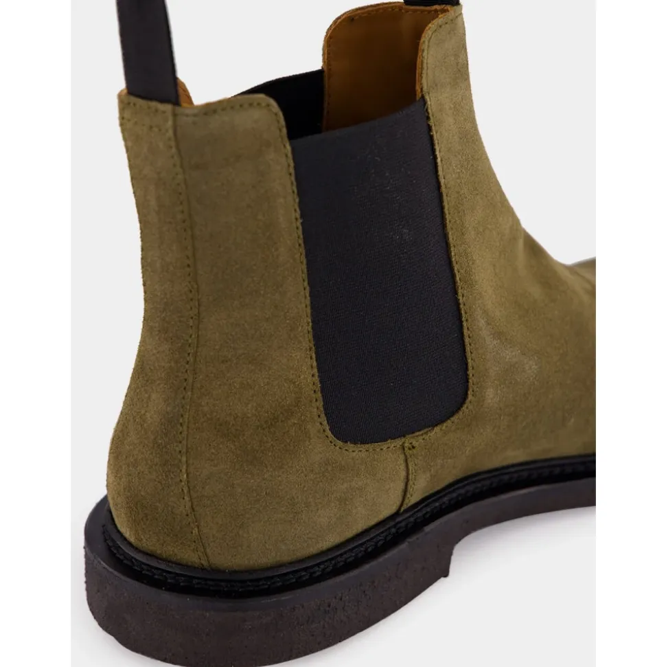 Chelsea Boots