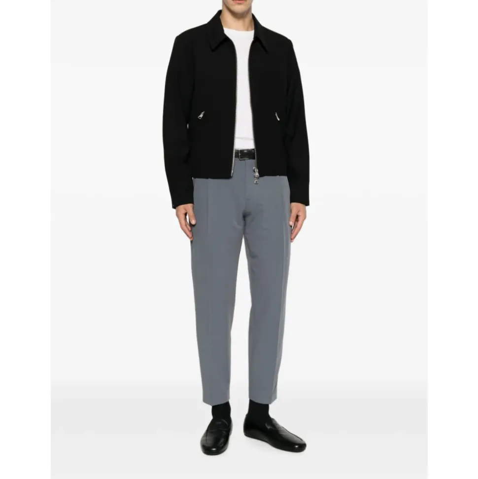 Chinos