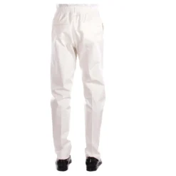 Chinos