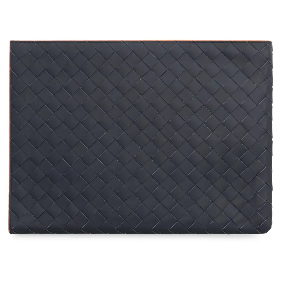 Clutch in pelle con motivo Intrecciato