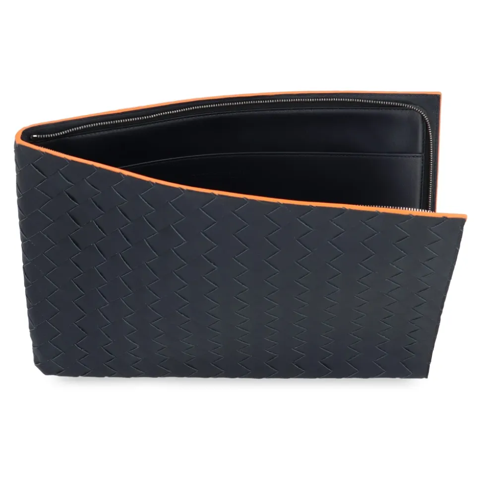 Clutch in pelle con motivo Intrecciato