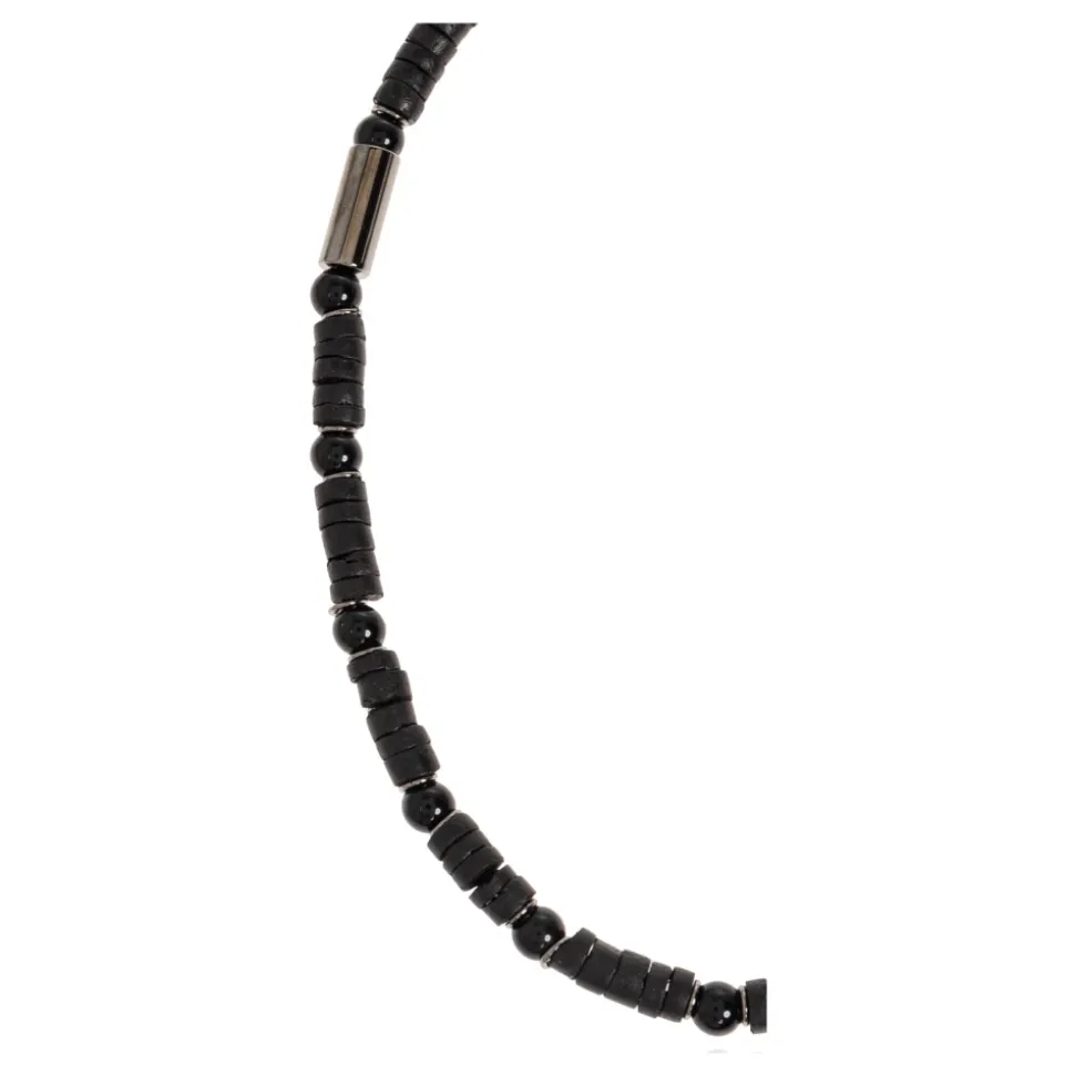 Collana con logo inciso
