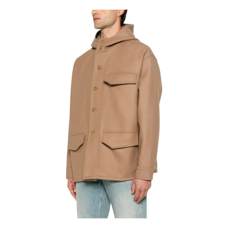 Costumein Coats