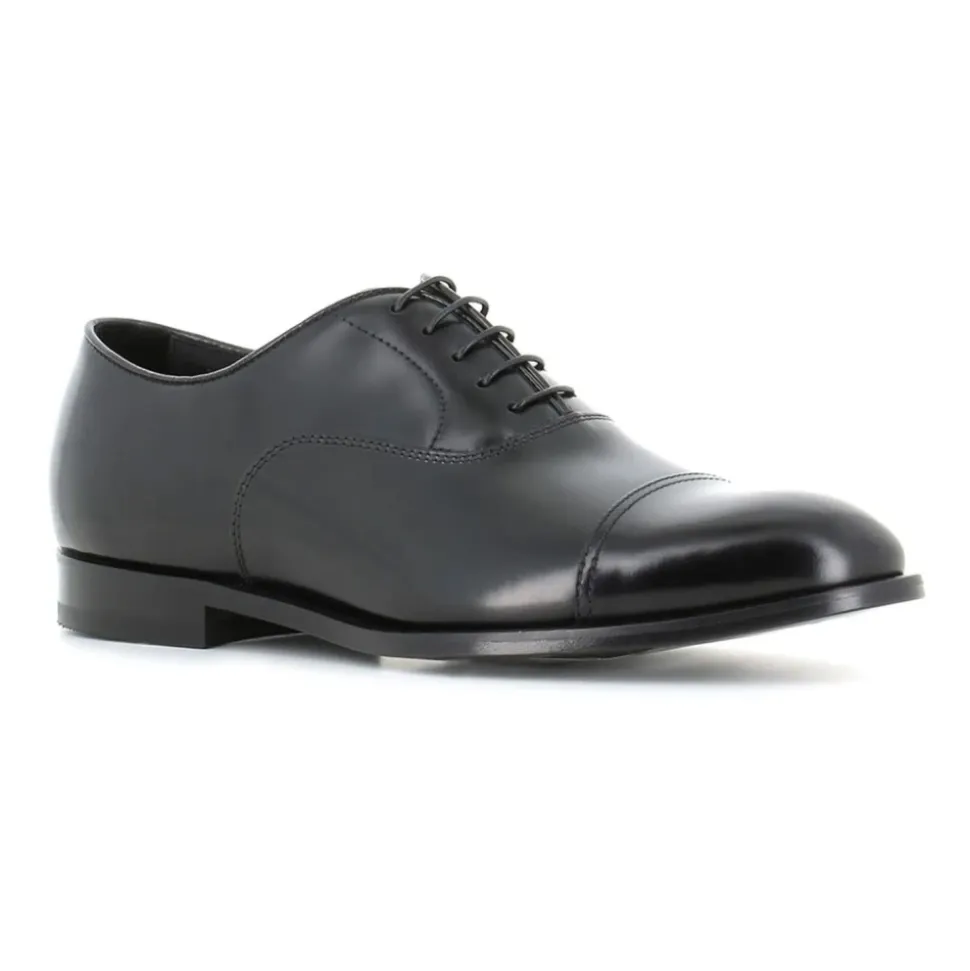 Doucal's Flat shoes