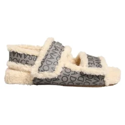 Flats Sandals