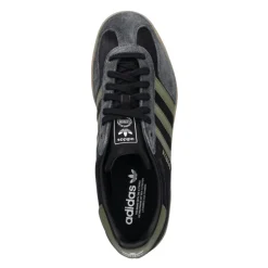 Gazelle Indoor