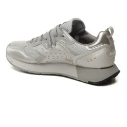Jaki 2.0 Sneaker