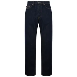 Jeans dritti a vita alta