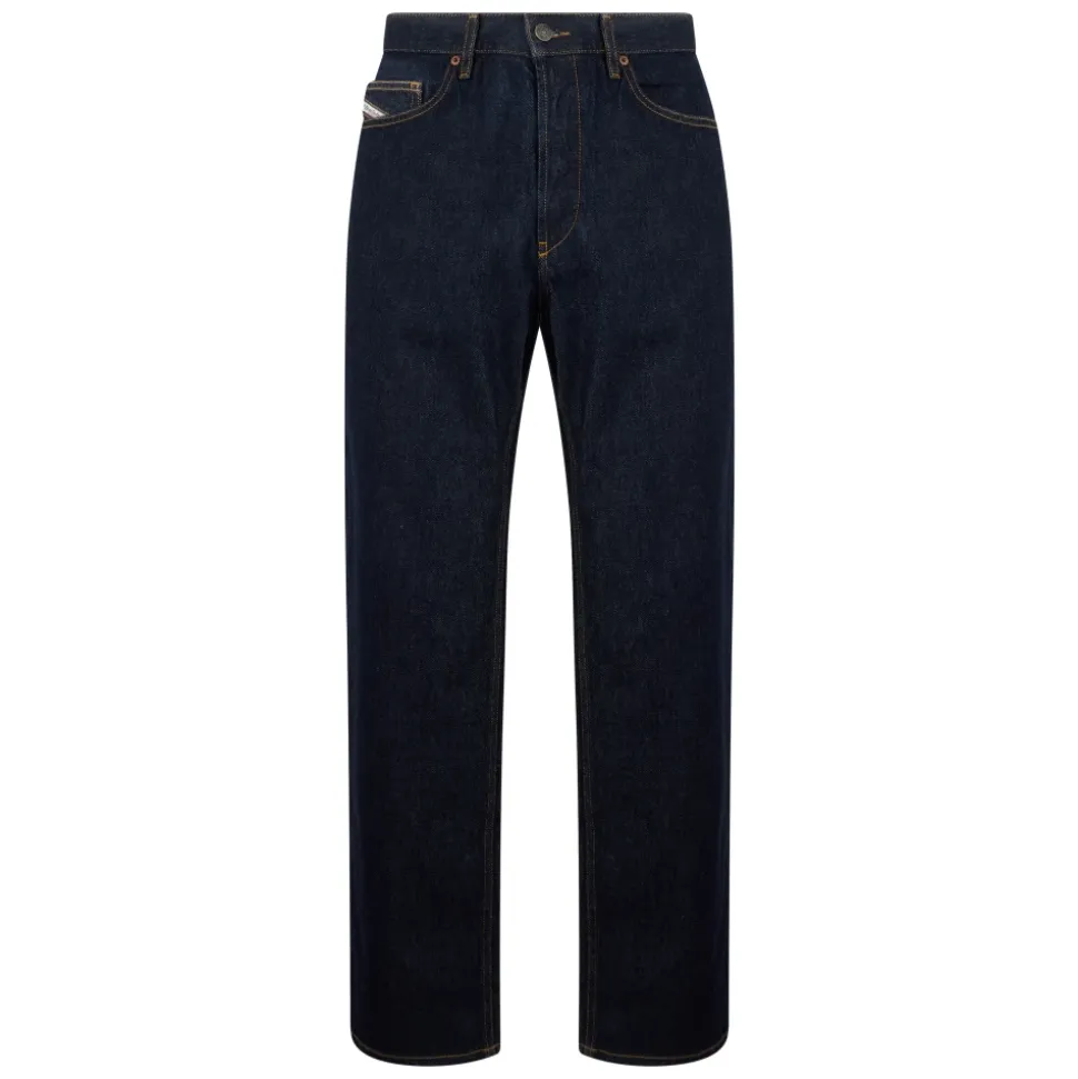 Jeans dritti a vita alta