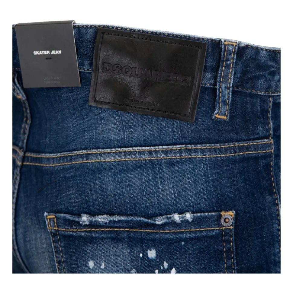 Jeans uomo con bottoni e patch in pelle