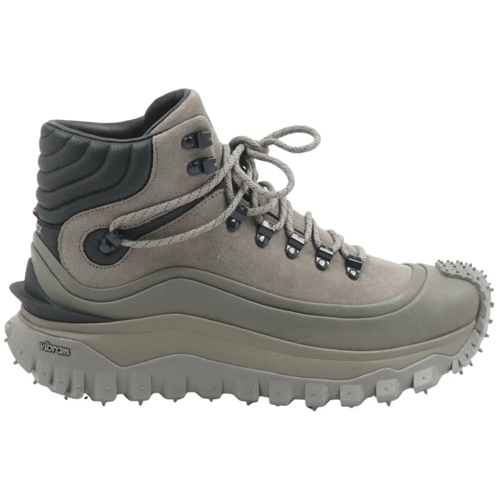 Lace-up Boots
