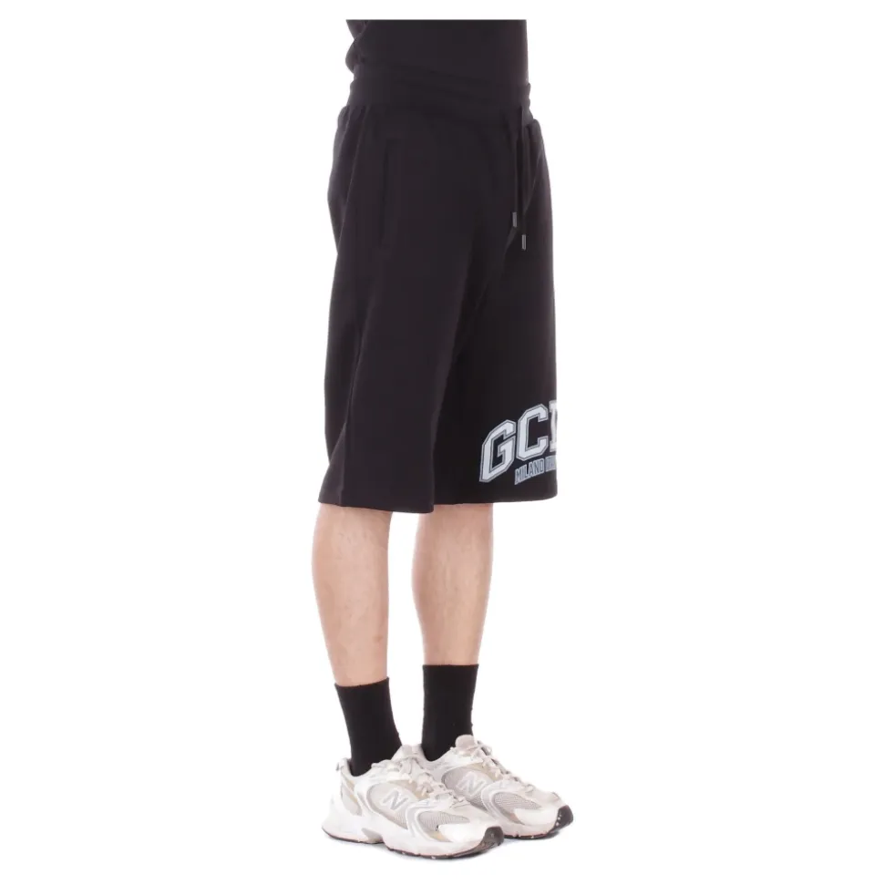 Logo Front Shorts