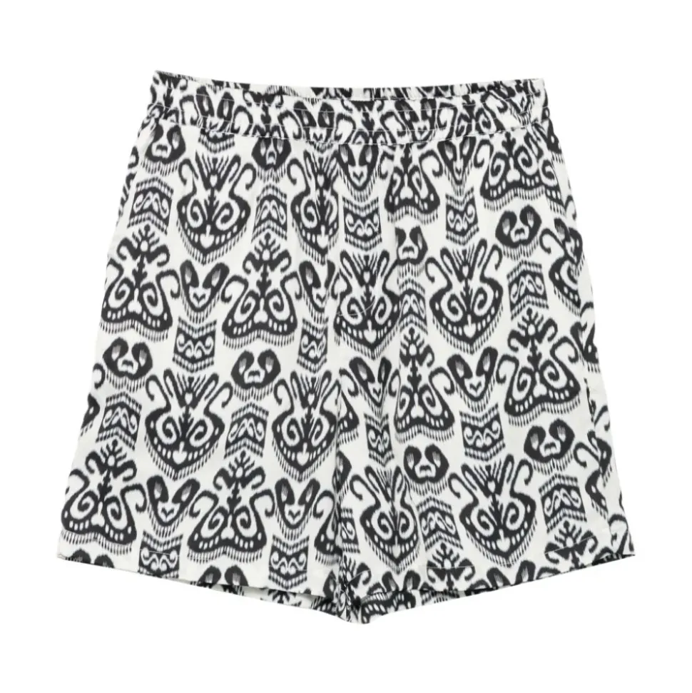 LOW BRAND Shorts