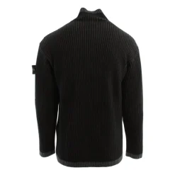 Maglione a collo alto