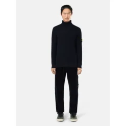 Maglione a Collo Alto in Lana Blu Navy a Coste