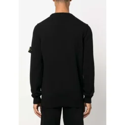 Maglione Nero in Lana Collo Rotondo