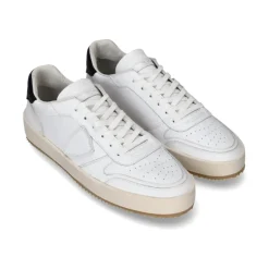 Nice Low Sneakers