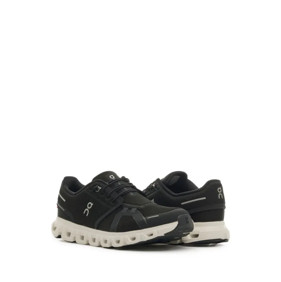 ON Sneakers