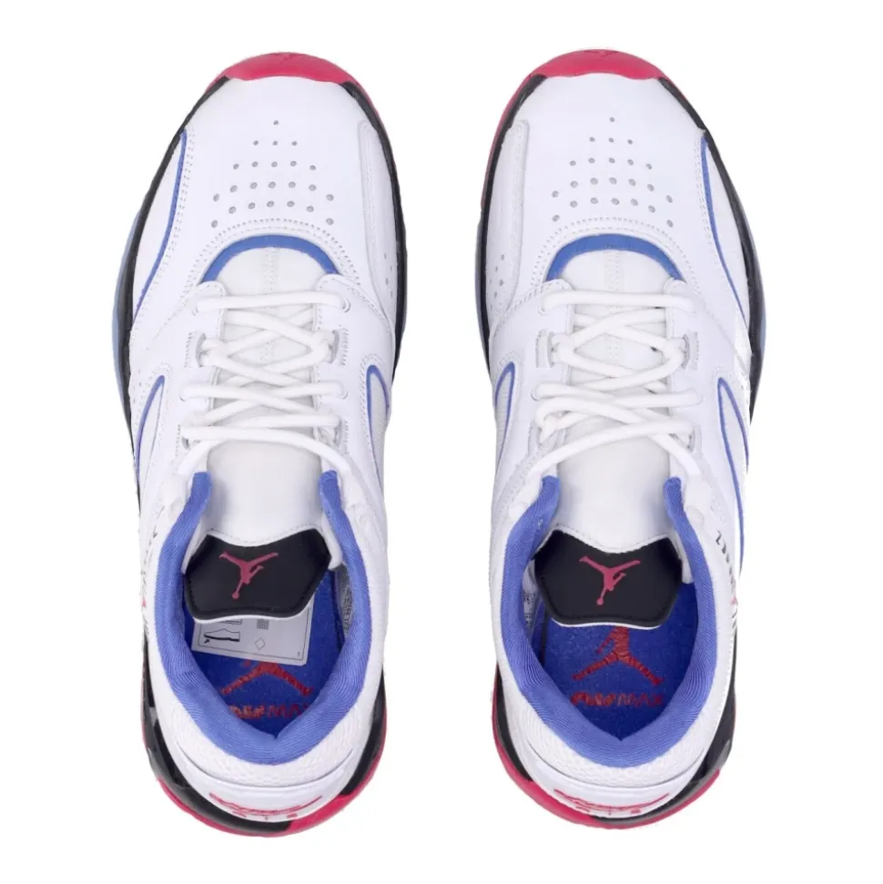Point Lane Low-Top Sneaker