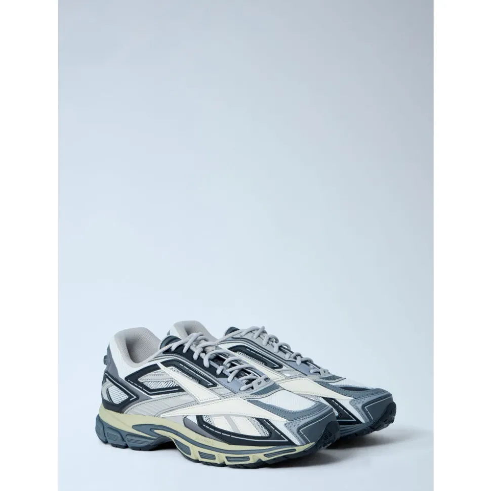Premier Road Ultra Sneakers