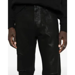 P026 Straight Jeans