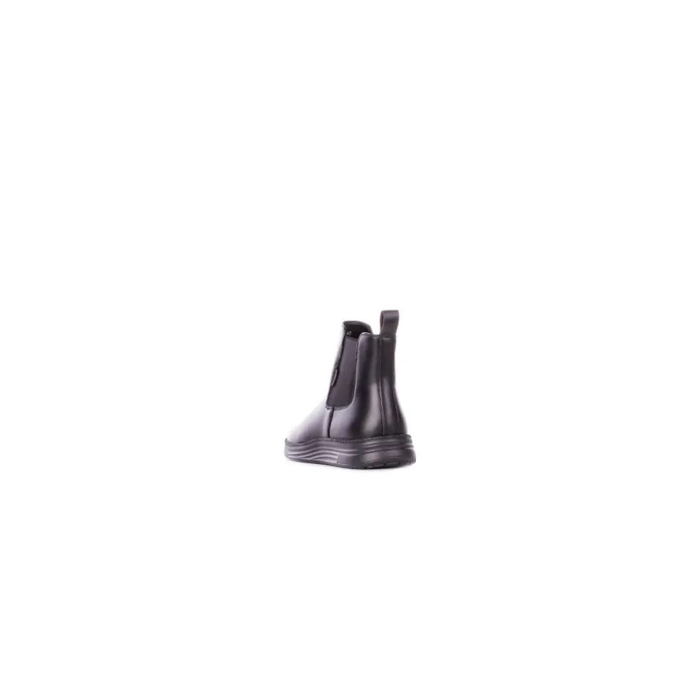 Riva 10/F Mid Sneaker