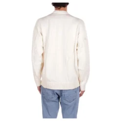 Round-neck Knitwear