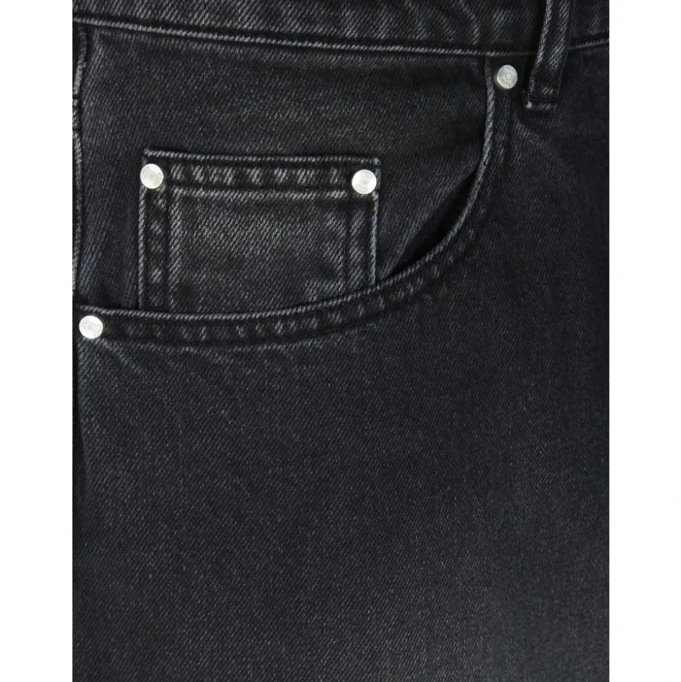 Round Pocket Denim Short