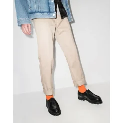 Scarpe Classiche in Pelle Nera con Lacci