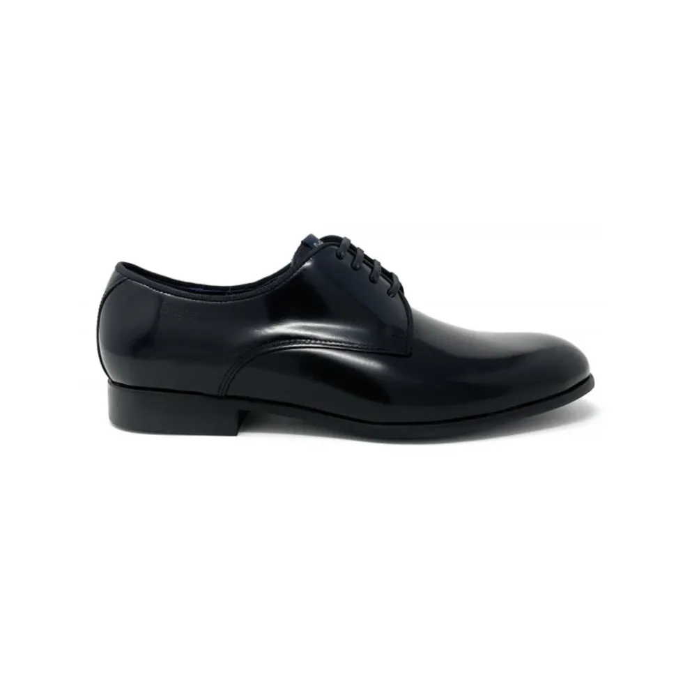Scarpe Lucide con Lacci