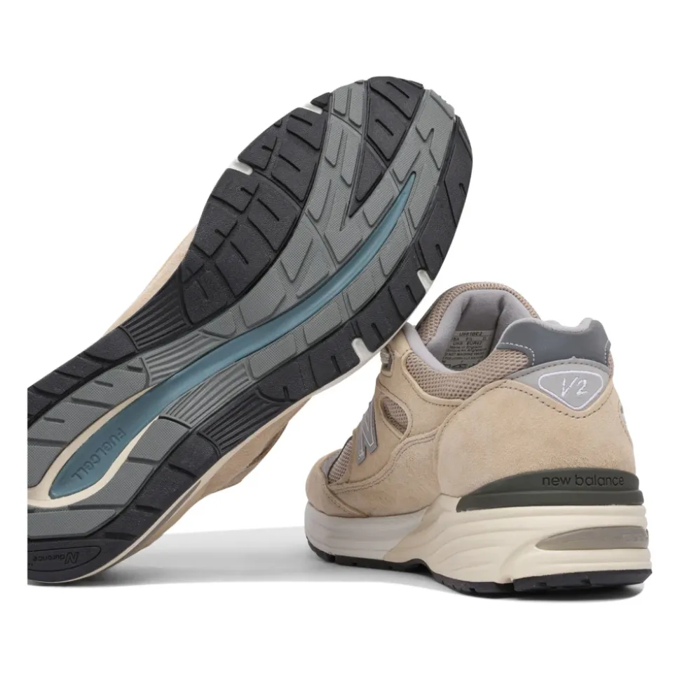Sneakers beige SS25 con ammortizzazione ENCAP