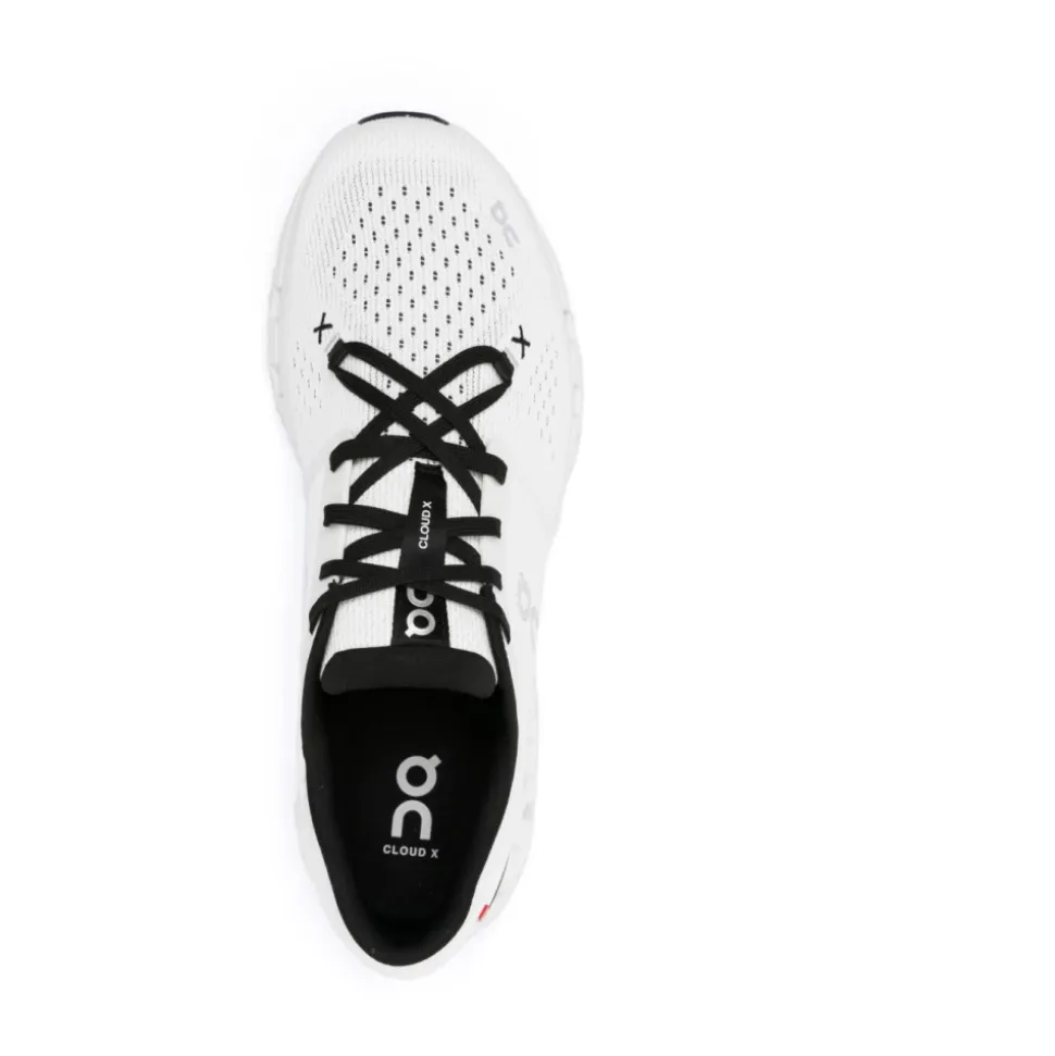 Sneakers Bianche in Maglia con Dettagli Riflettenti