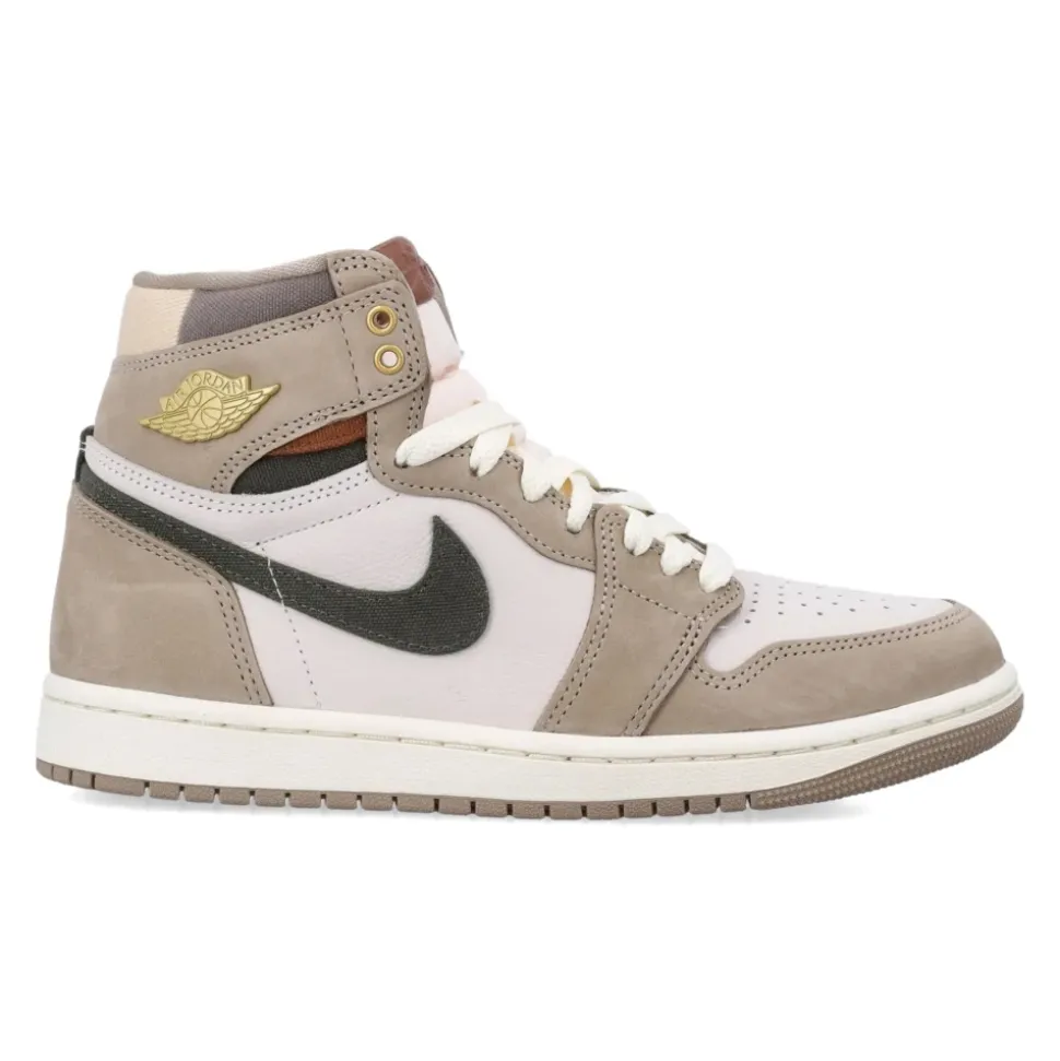 Sport Shoes