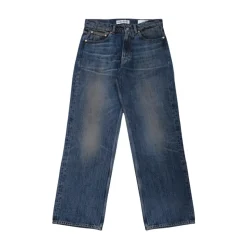 Straight Jeans