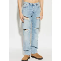 Straight Jeans