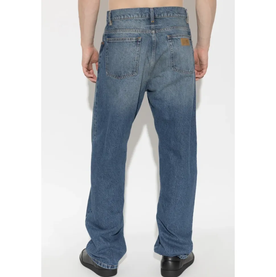 Straight Jeans