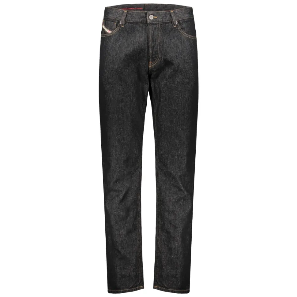 Straight Jeans