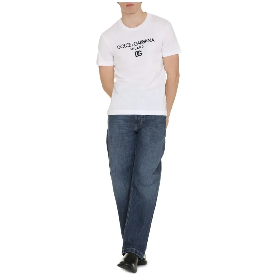 T-shirt con ricamo